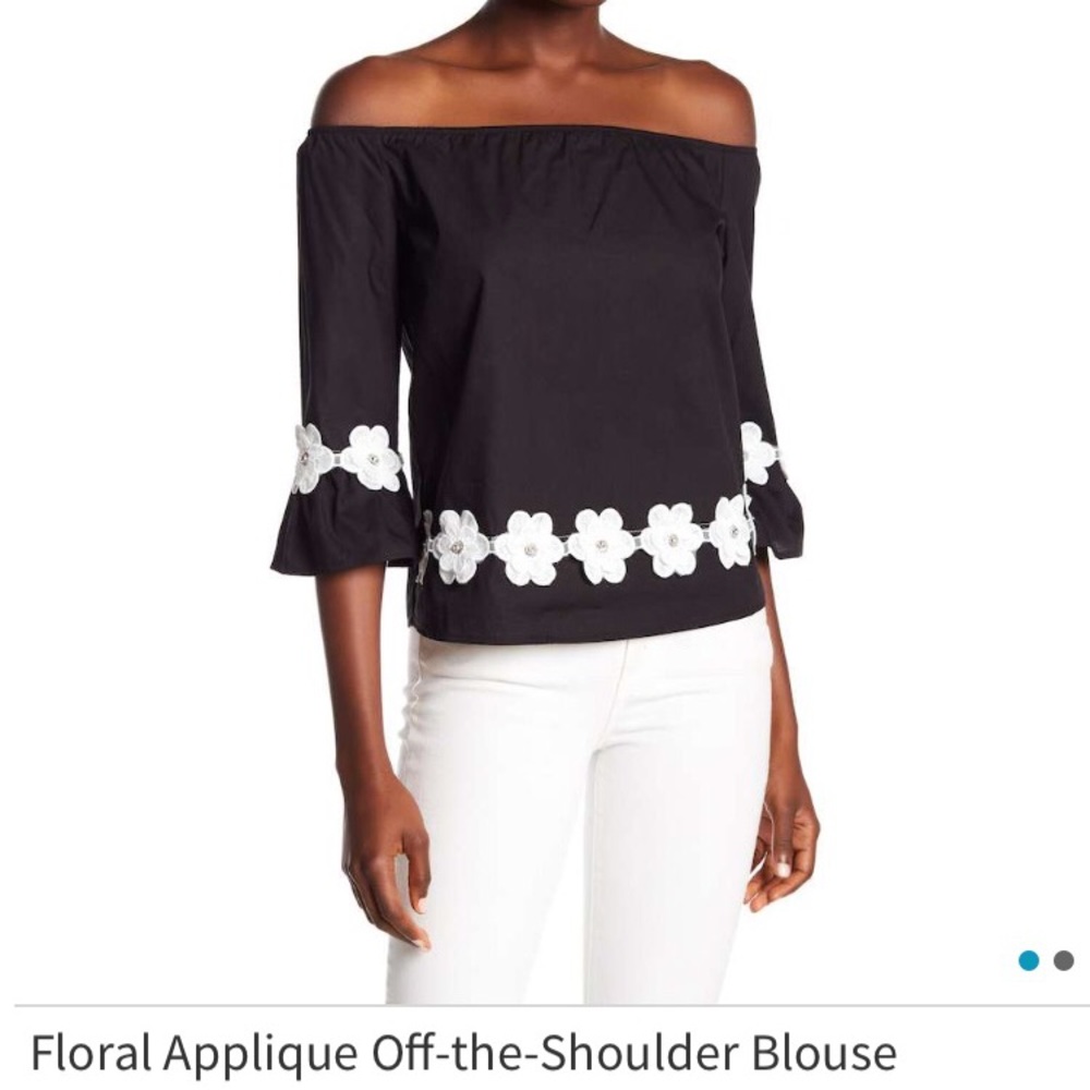 🎉🎉JUST REDUCED🎉🎉Romeo and Juliet Couture top